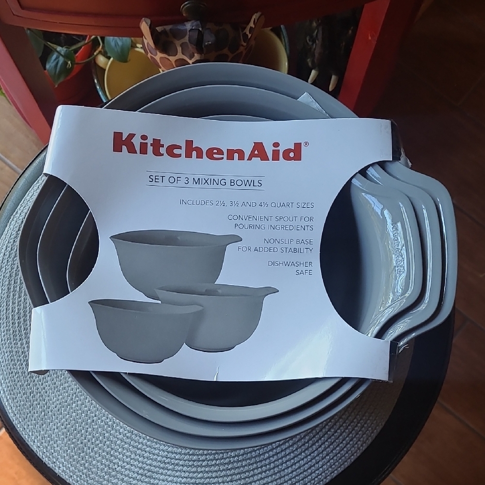 KitchenAid Mixing Bowls Set